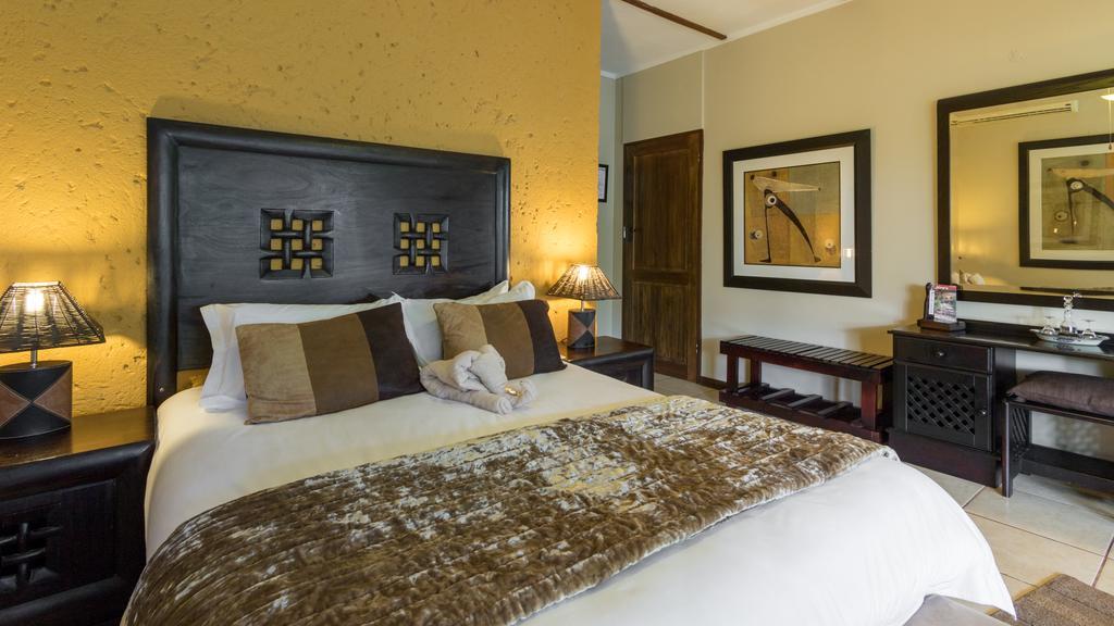 Joern'S Gaestehaus Mbombela Habitación foto
