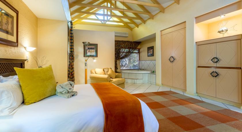Joern'S Gaestehaus Mbombela Habitación foto